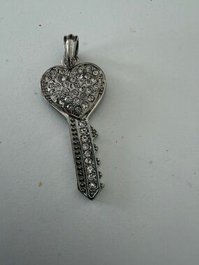 Rhinestone Heart Key Pendant Necklace -